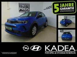 Perl blau/voltaik blau (metallic) Gebraucht 2022 Opel Mokka-e Basis SUV | 16.200 € (Superpreis)