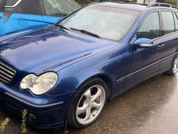 Blau Gebraucht 2004 Mercedes C270 Avantgarde Kombi | 2.000 € (Guter Preis)