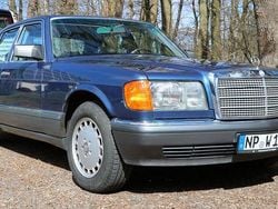 Blau Gebraucht 1986 Mercedes 260 SE Limousine | 10.500 €