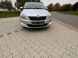 Silber Gebraucht 2011 Skoda Fabia Family Kleinwagen | 4.500 € (Fairer Preis)