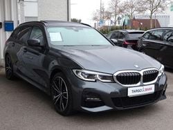 Grau Gebraucht 2020 BMW 330 M Sport Kombi | 36.950 € (Guter Preis)
