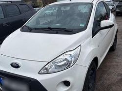 Weiß Gebraucht 2011 Ford Ka Kleinwagen | 2.500 € (Fairer Preis)