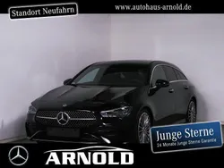 Kosmosschwarz Gebraucht 2024 Mercedes CLA250 AMG line Limousine | 38.400 € (Guter Preis)