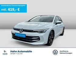 Pure white Gebraucht 2024 VW Golf VIII Style Limousine | 32.930 € (Etwas zu teuer)