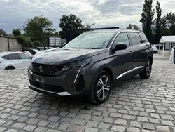 Grau Gebraucht 2020 Peugeot 5008 Allure Van / Kleinbus | 19.450 € (Guter Preis)