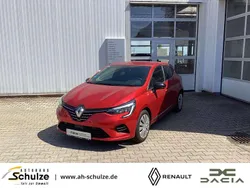 Feuerrot Gebraucht 2023 Renault Clio V Techno Limousine | 17.990 € (Etwas zu teuer)
