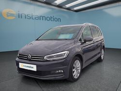 Grau Gebraucht 2024 VW Touran Van / Kleinbus | 35.199 € (Etwas zu teuer)