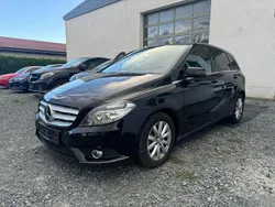 Schwarz Gebraucht 2013 Mercedes B200 Van / Kleinbus | 13.490 € (Fairer Preis)