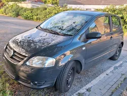 Grau Gebraucht 2010 VW Fox Refresh Kleinwagen | 1.750 € (Fairer Preis)