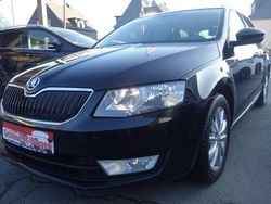 Schwarz Gebraucht 2015 Skoda Octavia Style Kombi | 6.490 € (Superpreis)