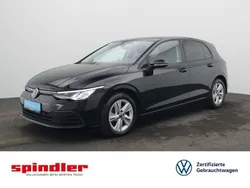 Deep black perleffekt Gebraucht 2020 VW Golf VII Life Limousine | 20.680 € (Fairer Preis)