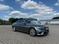 Grau Gebraucht 2018 Mercedes C220 Limousine | 27.900 € (Guter Preis)