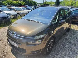 Grün Gebraucht 2014 Citroën Grand C4 Picasso Van / Kleinbus | 8.970 € (Fairer Preis)