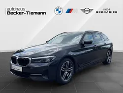 Sophistograu brillanteffekt Gebraucht 2022 BMW 520 Efficient Dynamics Kombi | 32.909 € (Fairer Preis)