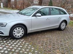 Eissilber metallic Gebraucht 2013 Audi A4 Attraction Kombi | 6.200 € (Guter Preis)