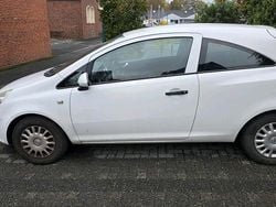 Weiß Gebraucht 2012 Opel Corsa Kleinwagen | 1.999 € (Guter Preis)