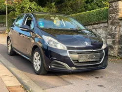 Schwarz Gebraucht 2016 Peugeot 208 Active Kleinwagen | 4.700 € (Superpreis)