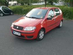 Rot Gebraucht 2005 Fiat Punto Kleinwagen | 1.250 € (Fairer Preis)