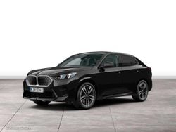 Black sapphire Neu 2025 BMW iX2 M Sport SUV | 50.190 € (Superpreis)