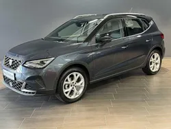 Grau Gebraucht 2023 Seat Arona FR SUV | 21.690 € (Fairer Preis)