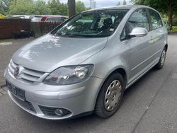 Silber Gebraucht 2006 VW Golf Plus Cross Goal Van / Kleinbus | 4.399 € (Fairer Preis)
