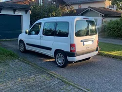 Weiß Gebraucht 2006 Peugeot Partner Van / Kleinbus | 2.199 € (Fairer Preis)