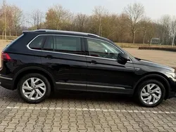 Schwarz Gebraucht 2022 VW Tiguan Elegance SUV | 34.000 € (Fairer Preis)