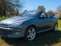 Grau Gebraucht 2006 Peugeot 206 CC RC Cabrio | 2.100 € (Fairer Preis)