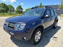 Blau Gebraucht 2015 Dacia Duster Lauréate SUV | 11.999 € (Fairer Preis)