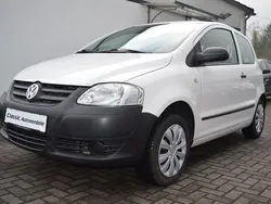 Weiß Gebraucht 2009 VW Fox Kleinwagen | 1.990 € (Fairer Preis)