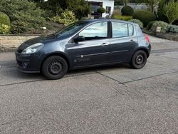 Schwarz Gebraucht 2007 Renault Clio III Limousine | 3.500 € (Guter Preis)