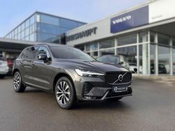 Platinum grey metallic (metallic) Gebraucht 2024 Volvo XC60 Plus SUV | 44.700 € (Fairer Preis)