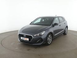 Grau Gebraucht 2018 Hyundai i30 Passion Limousine | 13.590 € (Etwas zu teuer)