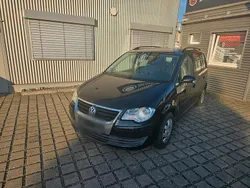 Schwarz Gebraucht 2008 VW Touran Van / Kleinbus | 1.900 € (Superpreis)