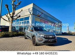 Grau Gebraucht 2025 Dacia Jogger Extreme Van / Kleinbus | 20.990 € (Fairer Preis)