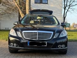 Schwarz Gebraucht 2010 Mercedes E250 Kombi | 6.799 € (Teuer)