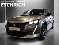 Silber Gebraucht 2023 Peugeot e-208 Allure Kleinwagen | 24.880 € (Etwas zu teuer)