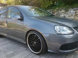 Grau Gebraucht 2007 VW Golf V R Limousine | 28.700 €