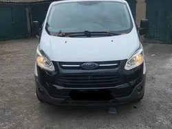 Weiß Gebraucht 2015 Ford Transit Custom Van / Kleinbus | 6.200 €