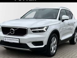 Weiß Gebraucht 2019 Volvo XC40 Momentum SUV | 20.890 € (Fairer Preis)