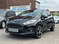 Schwarz Gebraucht 2013 Ford Fiesta Titanium Kleinwagen | 10.990 € (Fairer Preis)