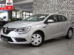 Andere Gebraucht 2016 Renault Mégane III Limousine | 11.090 € (Teuer)