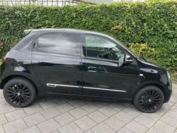 Schwarz Gebraucht 2022 Renault Twingo Urban Night Kleinwagen | 9.900 € (Superpreis)