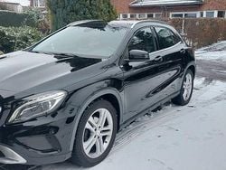 Schwarz Gebraucht 2014 Mercedes GLA200 Urban SUV | 12.900 € (Fairer Preis)