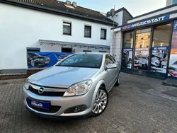 Silber Gebraucht 2007 Opel Astra Cabriolet Cosmo Cabrio | 3.950 € (Etwas zu teuer)