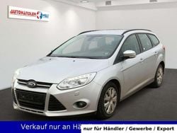 Silber Gebraucht 2012 Ford Focus Limousine | 2.399 € (Guter Preis)