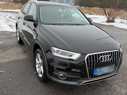 Schwarz Gebraucht 2013 Audi Q3 SUV | 11.900 € (Etwas zu teuer)