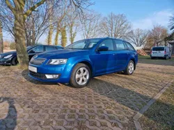 Blau Gebraucht 2016 Skoda Octavia Style Kombi | 12.500 € (Fairer Preis)
