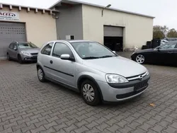 Grau Gebraucht 2003 Opel Corsa Njoy Limousine | 990 € (Superpreis)