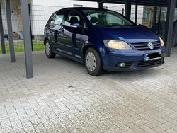 Blau Gebraucht 2006 VW Golf V Limousine | 4.250 € (Etwas zu teuer)